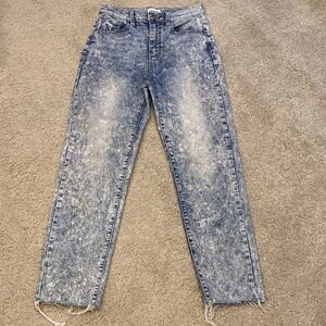 Sneak peek women’s jeans size 5